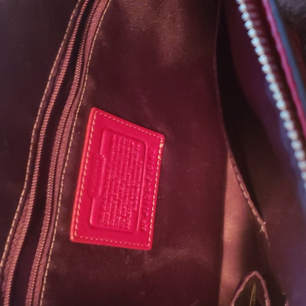 coach purse - Picture 4 of 8